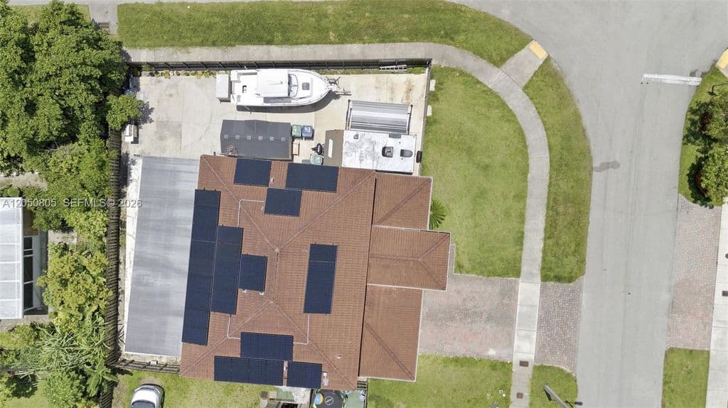 5-bedroom Single-Family Home — 13650 SW 272nd Ter