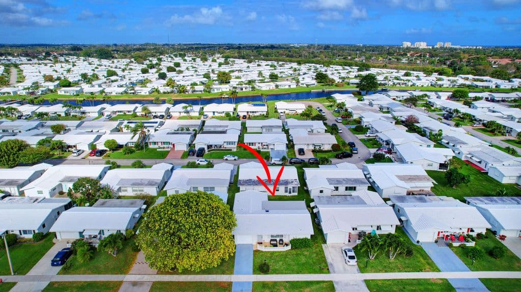 2-bedroom Single-Family Home — 716 SW 18th Street