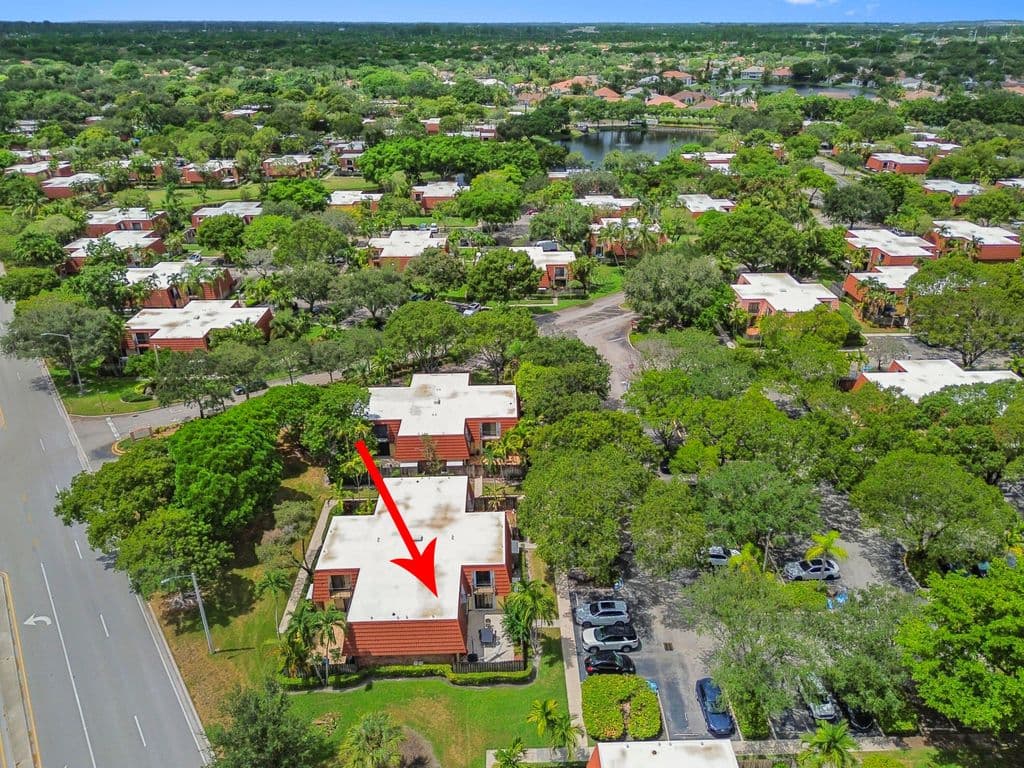 2-bedroom Property — 746 NW 98th Way