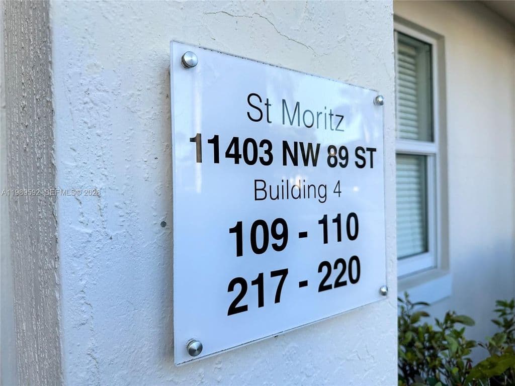 3-bedroom Property — 11403 NW 89th St #219