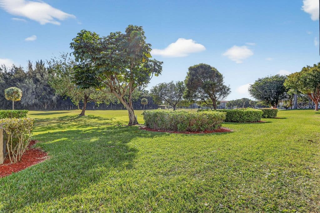 2+1 Condo — 12500 SW 6th Street #110n