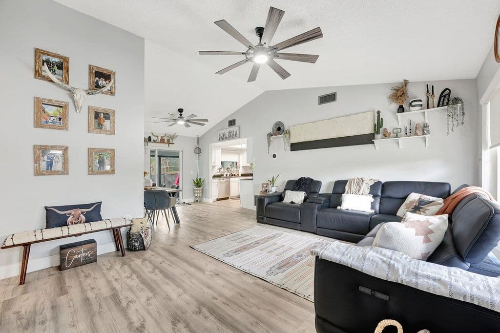 3+1 Müstakil ev — 4770 NW 113th Avenue