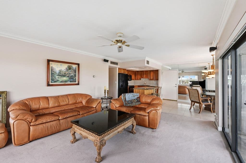 2+1 Condo — 1839 Middle River Drive #302