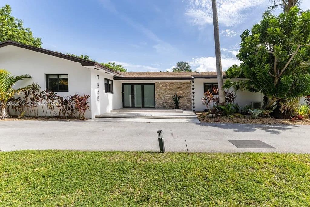 4-bedroom Single-Family Home — 7340 SW 120th St