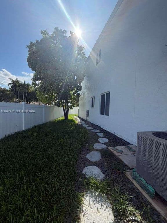 4-bedroom Single-Family Home — 1920 NW 182nd Ter