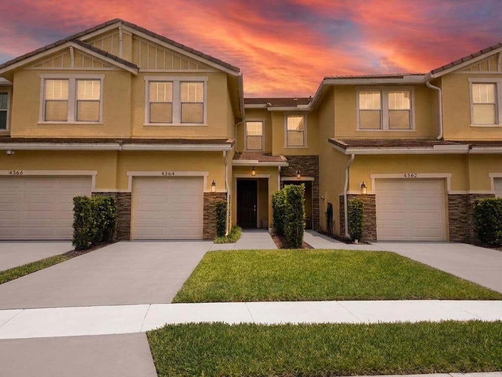 3-bedroom Property — 4364 Veleiros Avenue