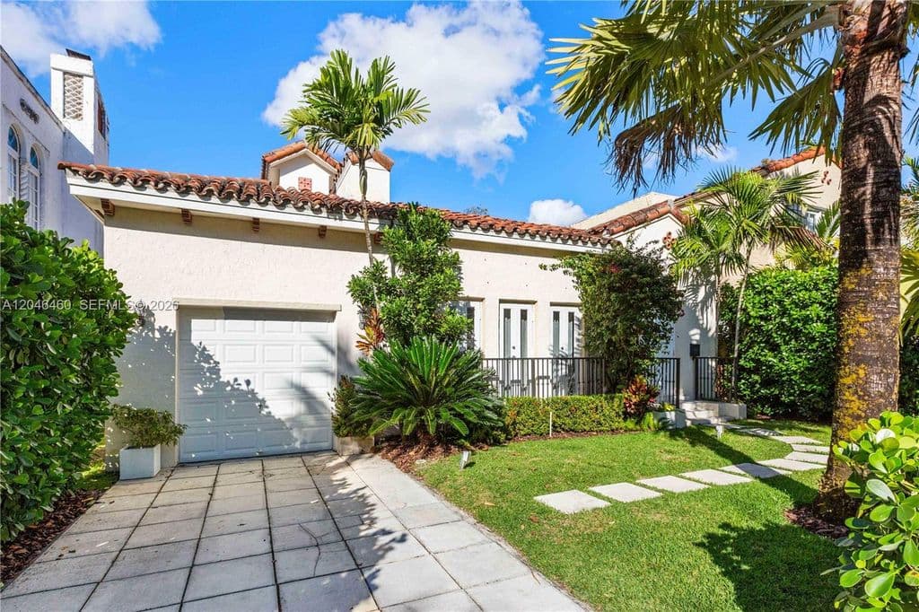 3-bedroom Single-Family Home — 737 Alhambra Cir