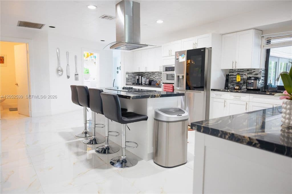4-bedroom Single-Family Home — 21290 SW 234th St