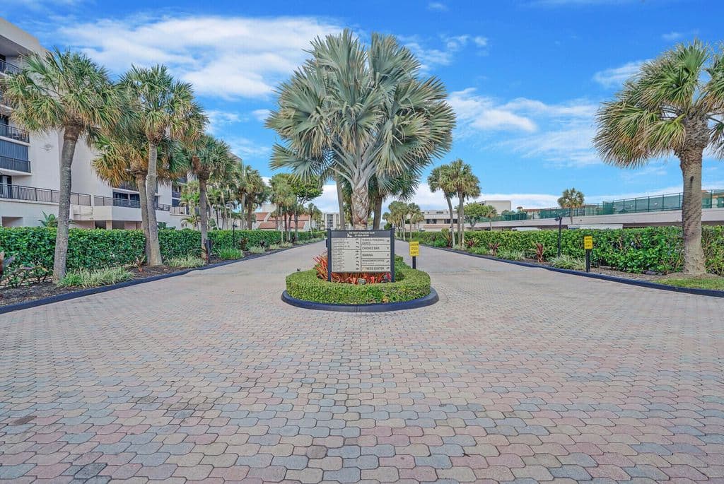 2+1 Condo — 2697 N Ocean Boulevard #F-205