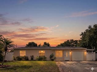 4-bedroom Single-Family Home — 4764 SW 12th Street, Fort Lauderdale, 33317