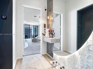 3+1 Condo — 801 S Miami Ave Penthouse 5702, Miami, 33130