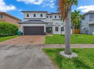 3+1 Müstakil ev — 15773 SW 147th Ln, Miami, 33196