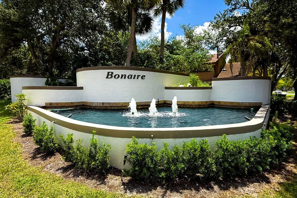 2+1 Condo — 7579 NW 79th Avenue #204