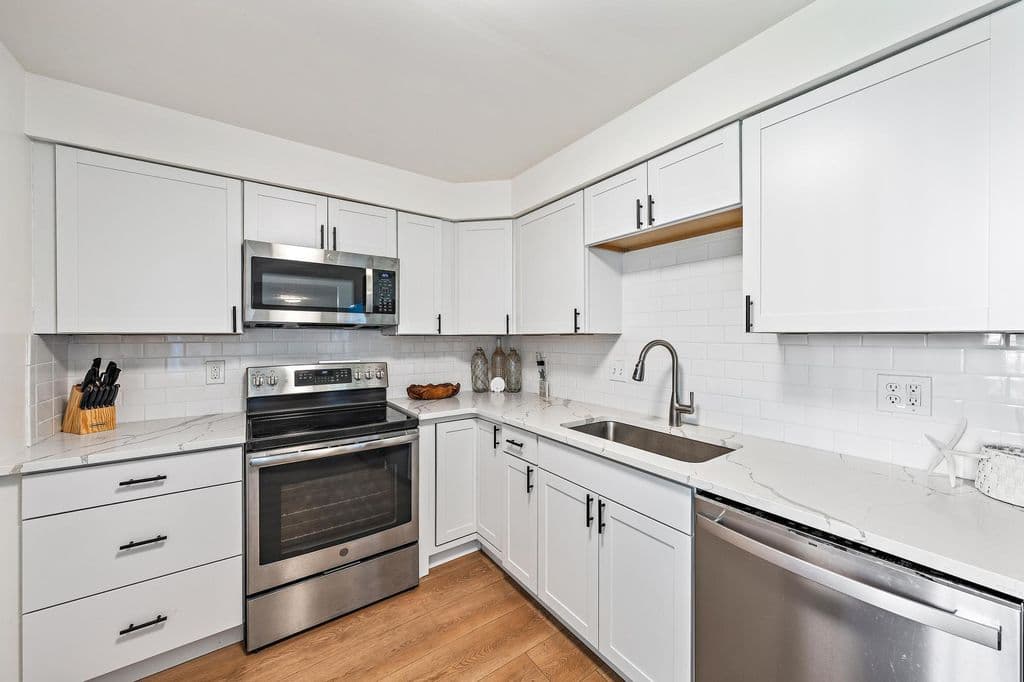2+1 Condo — 1605 S Us Highway 1 #M1-103