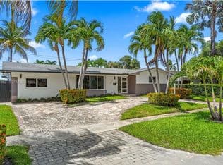 3+1 Müstakil ev — 1871 NE 186th St, North Miami Beach, 33179