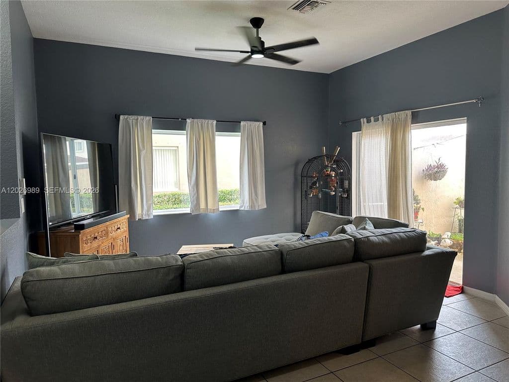 4-bedroom Property — 1953 SE 24th Ave