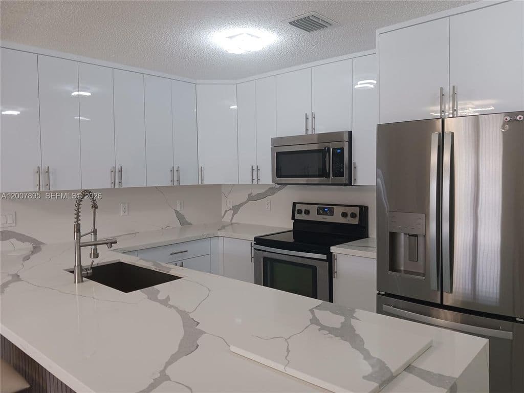 3-bedroom Single-Family Home — 25804 SW 128th Ave