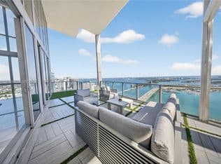 6-bedroom Condo — 1100 Biscayne Blvd Unit 5306, Miami, 33132