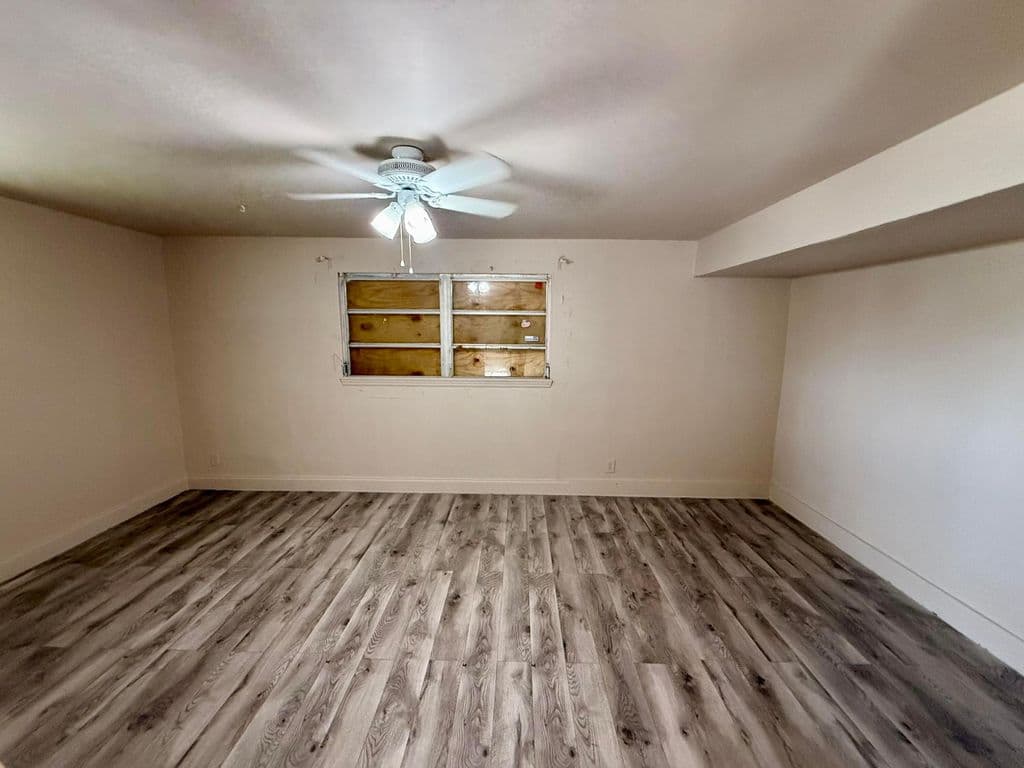 3+1 Müstakil ev — 1980 SW 66TH Avenue
