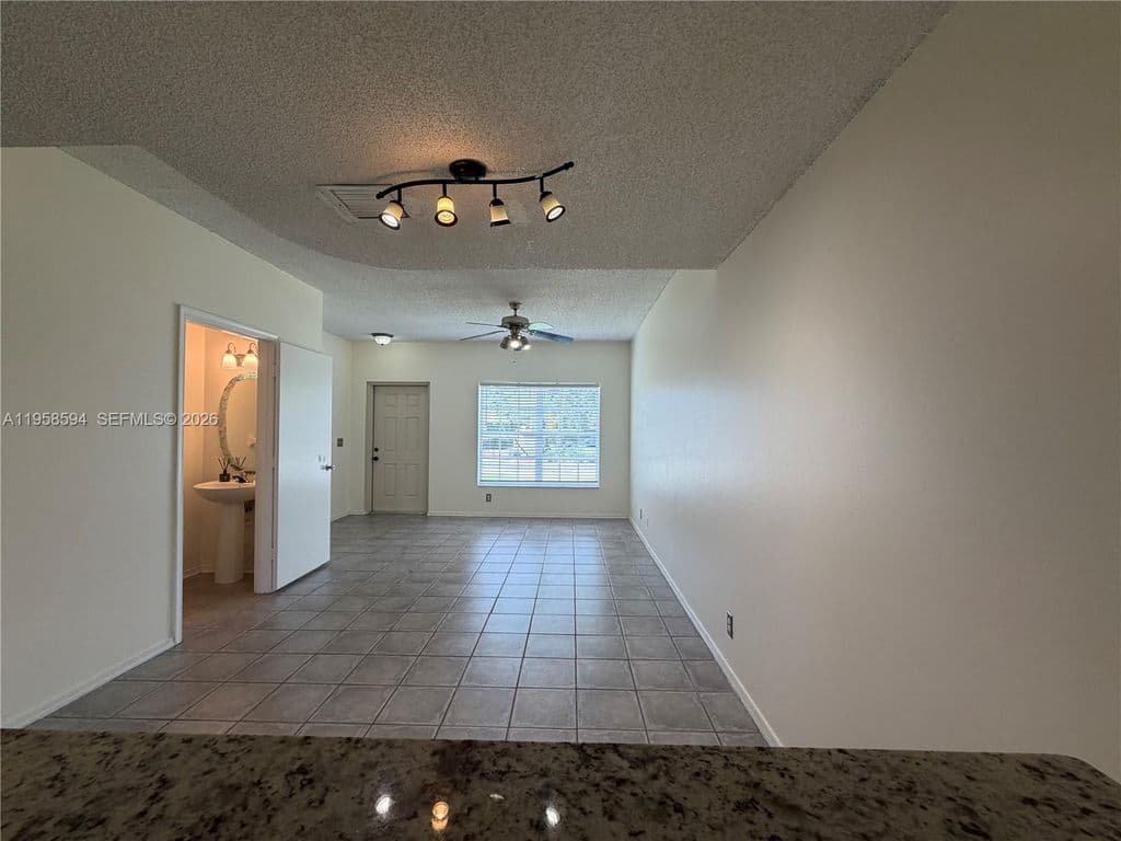 2+1 Mülk — 271 Duval Ct