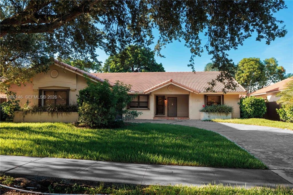3-bedroom Single-Family Home — 15821 Huntridge Rd