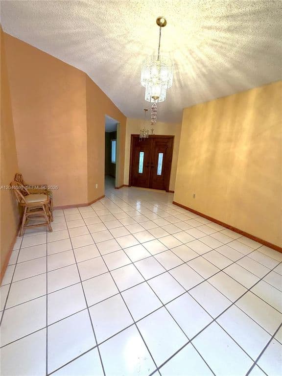 3+1 Müstakil ev — 14225 SW 55th St