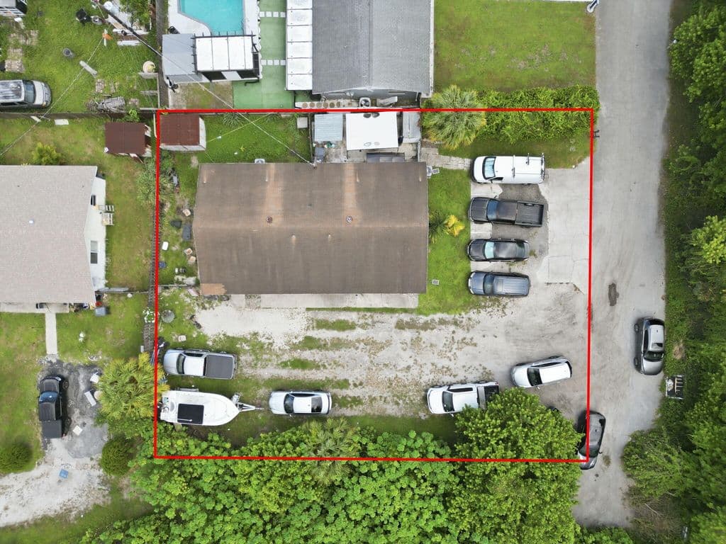 4+1 Mülk — 4737 BOATMAN Street