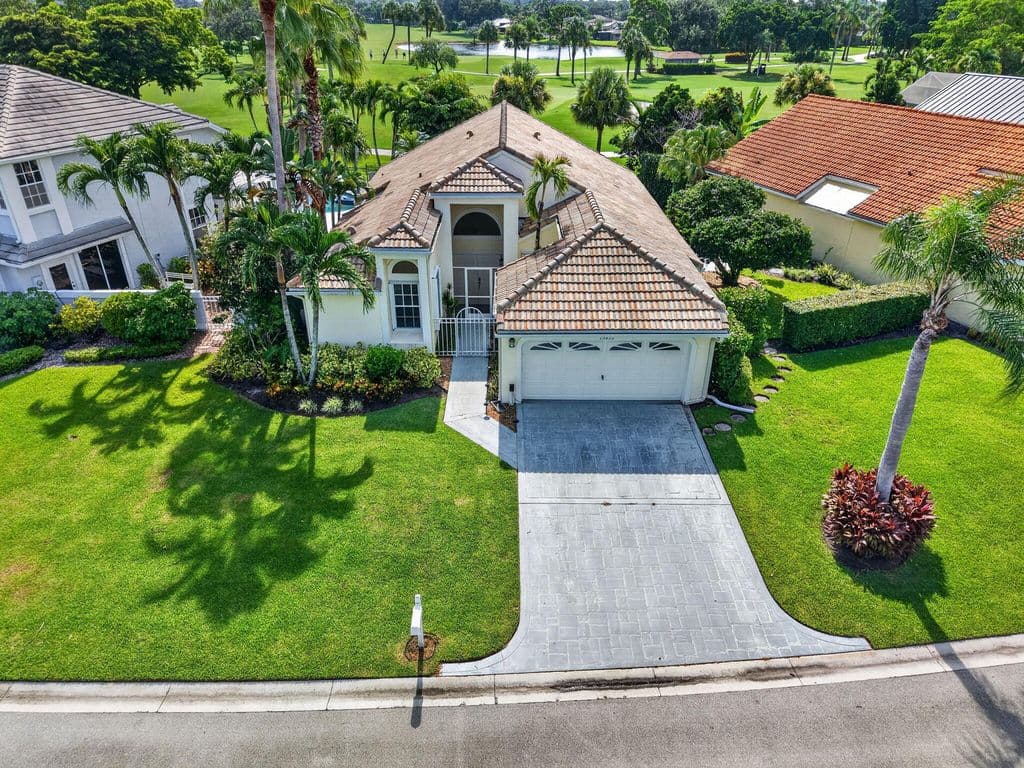 3-bedroom Single-Family Home — 13910 Cross Pointe Court