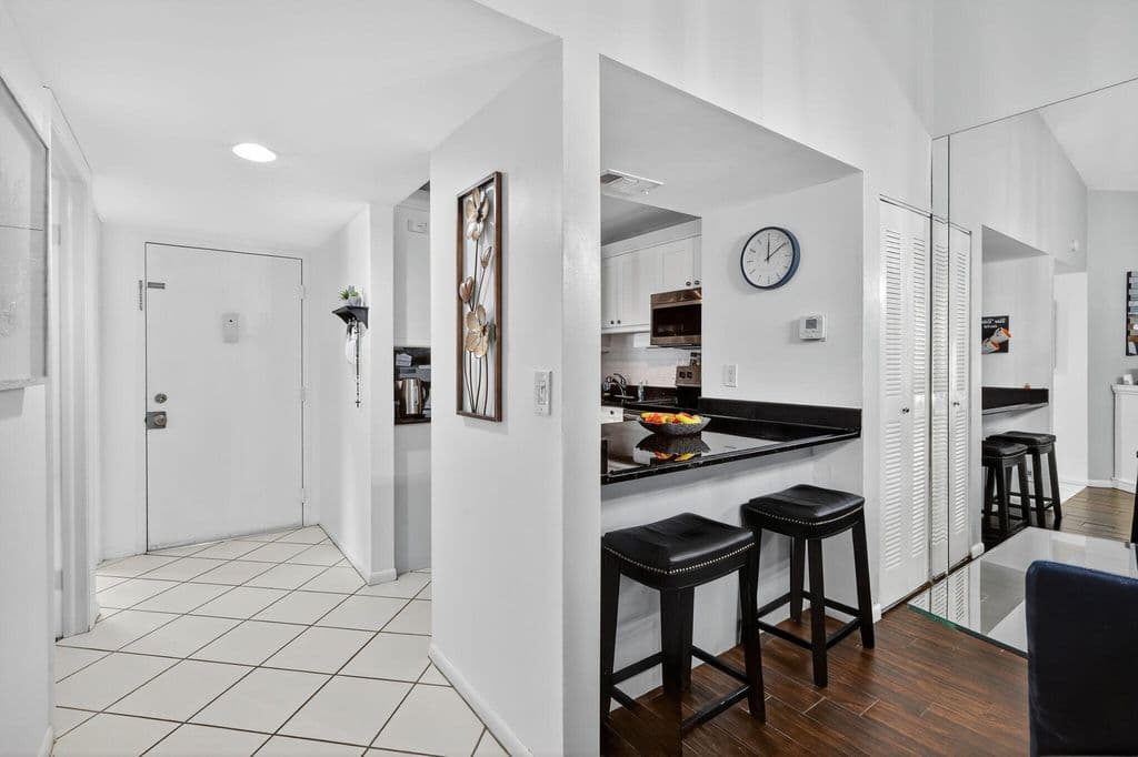 2-bedroom Condo — 15453 Lakes Of Delray Boulevard #207