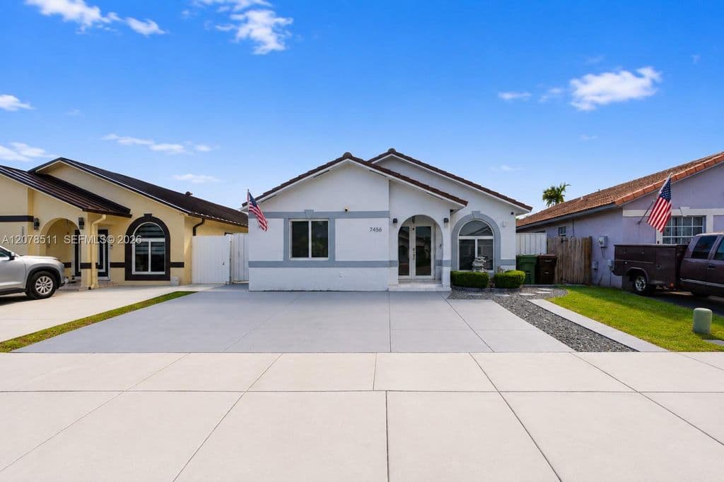 3-bedroom Single-Family Home — 7456 W 34th Ln