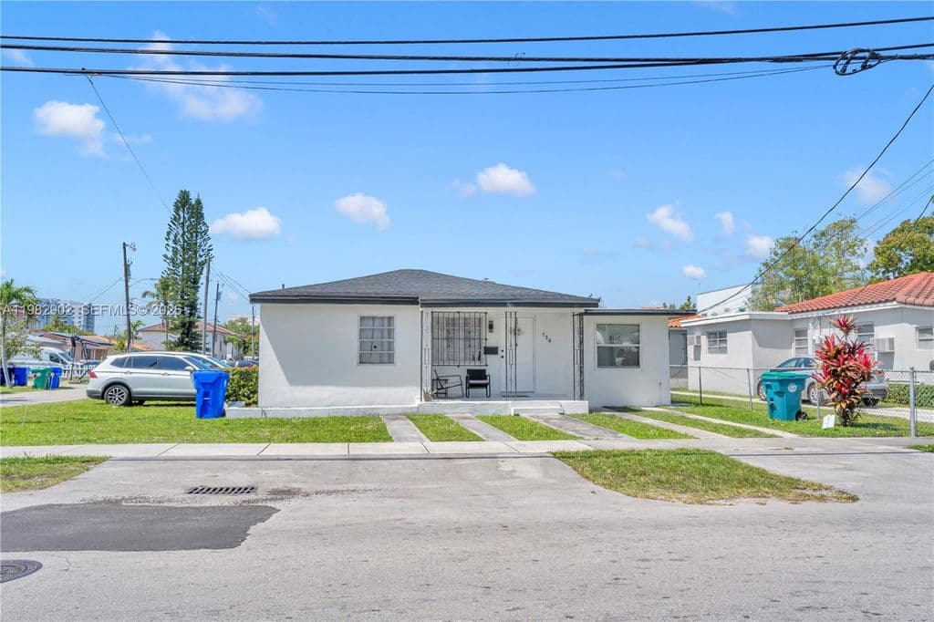 5+1 Mülk — 250 NW 34th Ave