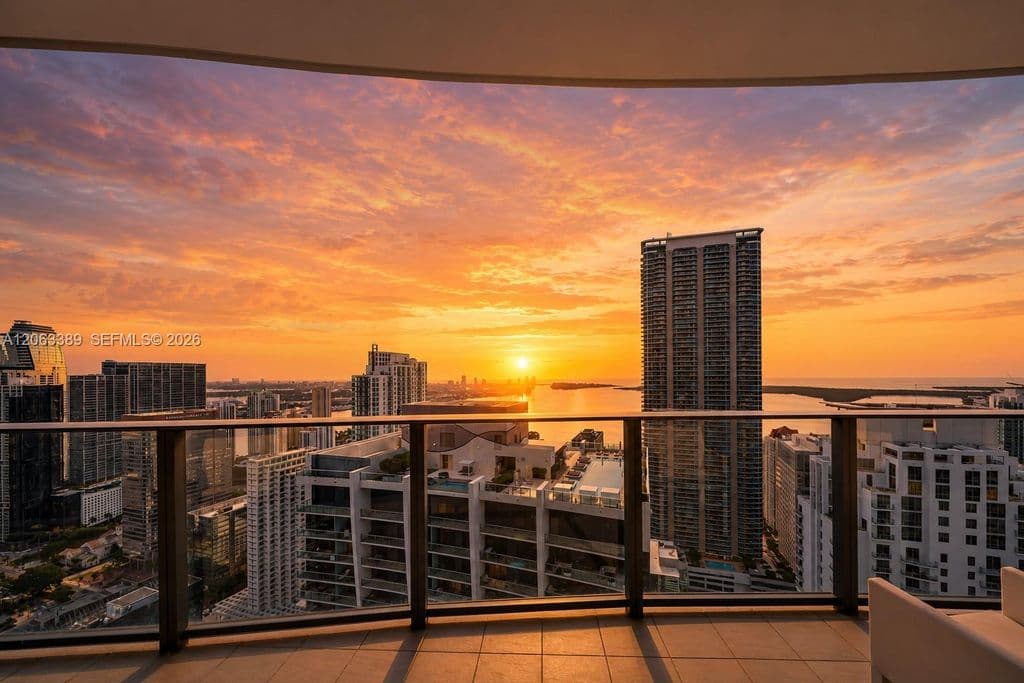 3+1 Condo — 1000 Brickell Plz #Penthouse 5503