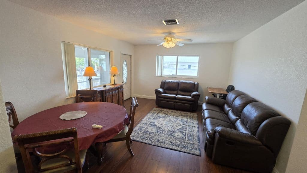 2-bedroom Condo — 2100 NE 38th Street #219