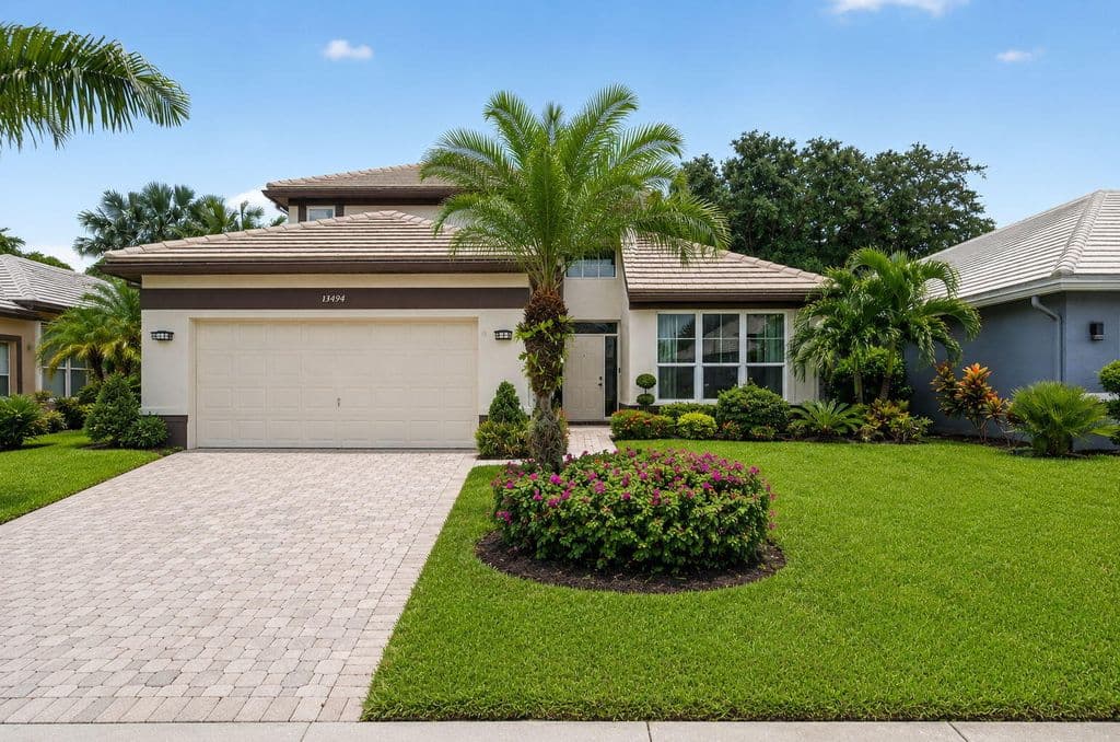 4-bedroom Single-Family Home — 13494 Carrick Green Court