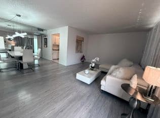 1+1 Condo — 850 SW 133rd Terrace #315b, Hollywood, 33027
