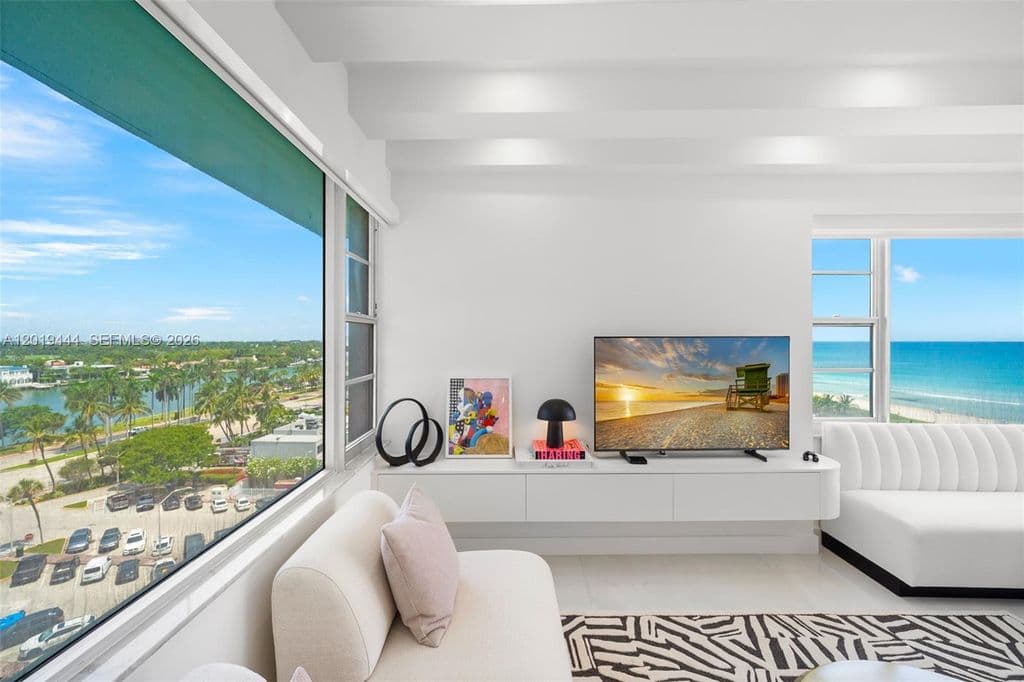 2+1 Condo — 5255 Collins Ave APT 8F
