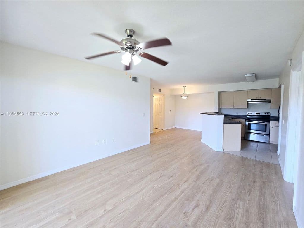 2+1 Condo — 4180 San Marino Blvd APT 106