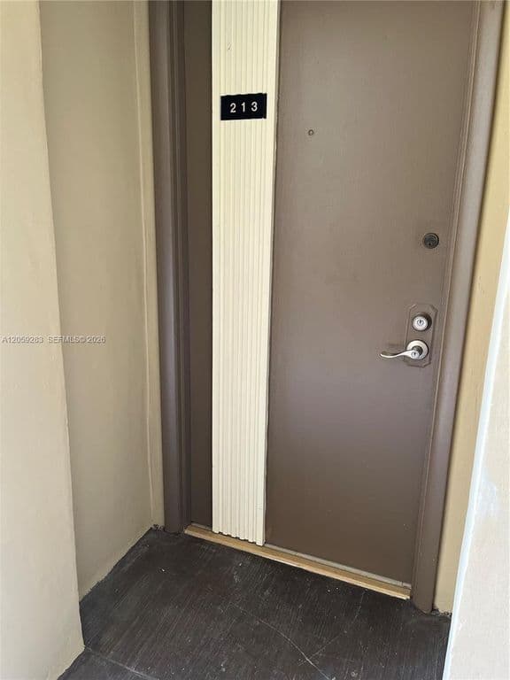 2+1 Condo — 8625 NW 8th St APT 213