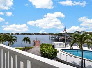 2+1 Condo — 231 E Lantana Road #204, Lantana, 33462