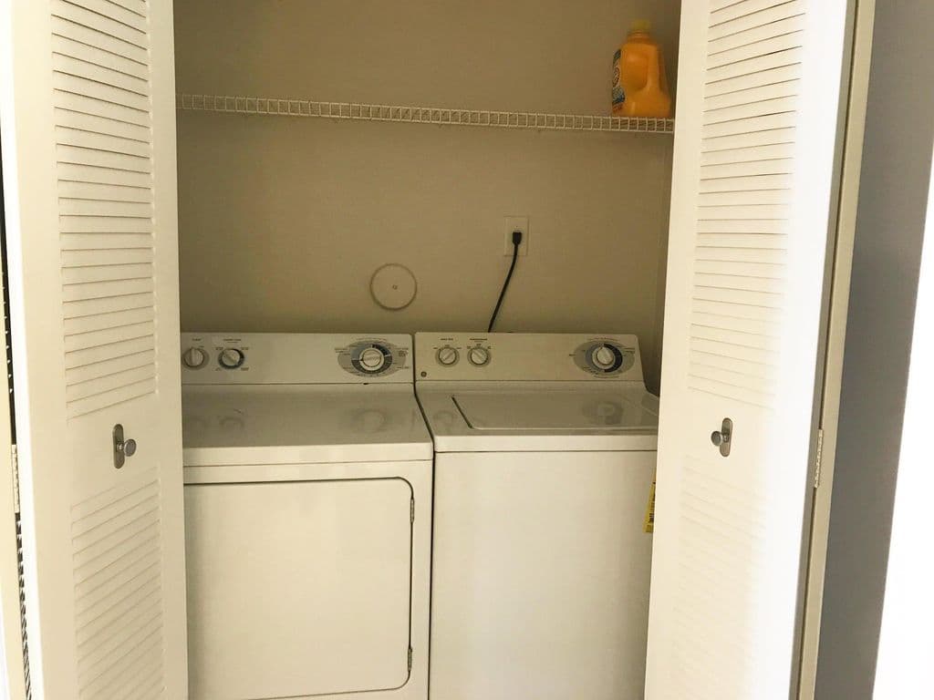 2+1 Condo — 815 W BOYNTON BEACH Boulevard #16-104