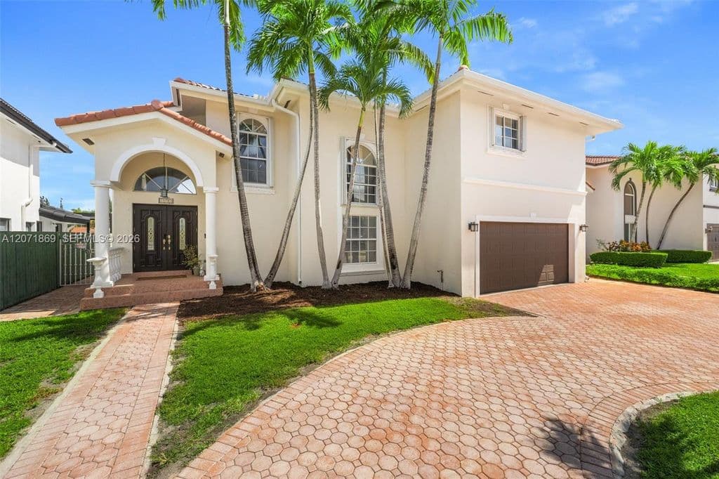 4+1 Müstakil ev — 15753 SW 43rd St