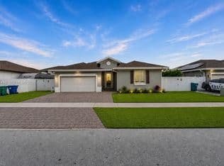 3-bedroom Single-Family Home — 13361 SW 274th Ter, Homestead, 33032
