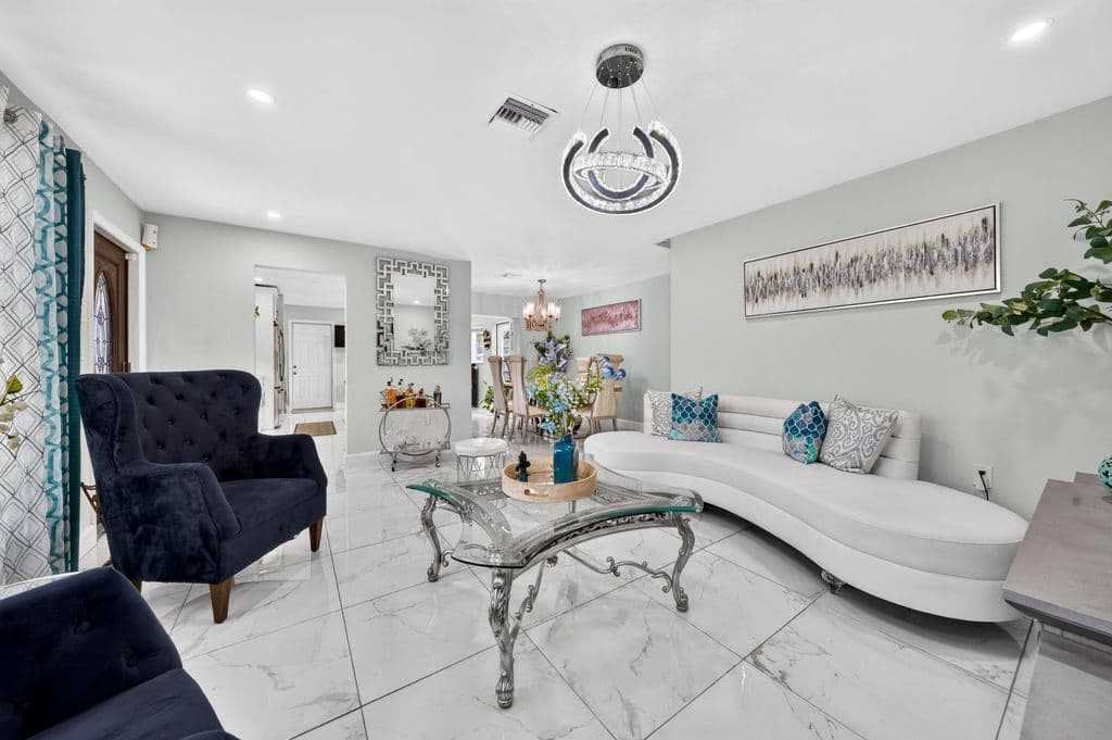 4-bedroom Single-Family Home — 7961 N NORMANDY Street