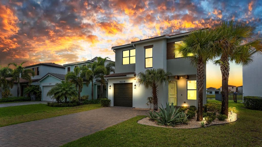 3+1 Müstakil ev — 16235 Sandy Shore Drive