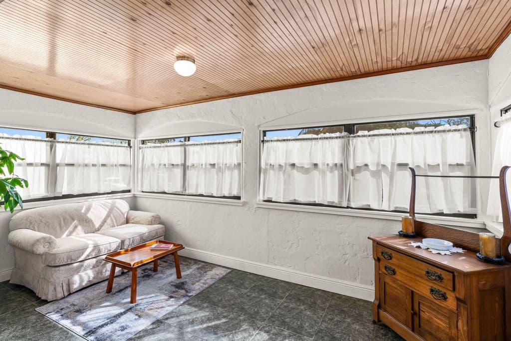 2-bedroom Single-Family Home — 921 S M Street