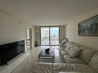 2-bedroom Condo — 210 174th St APT 2202, Sunny Isles Beach, 33160