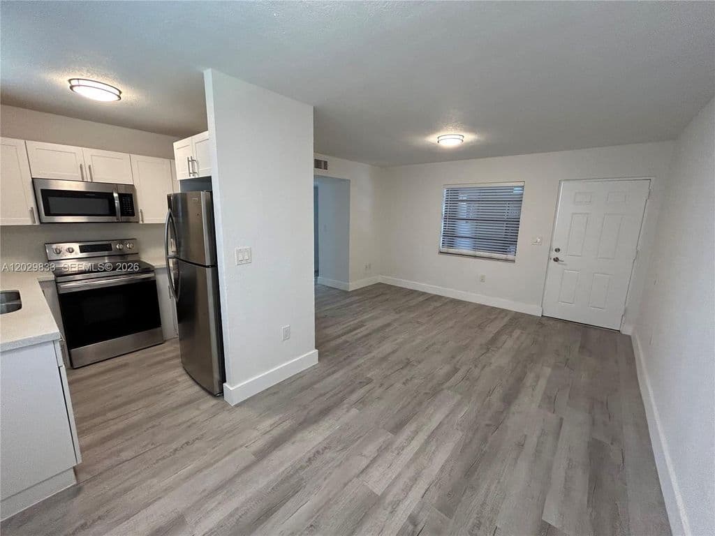 2+1 Condo — 5960 W 25th Ct APT 102