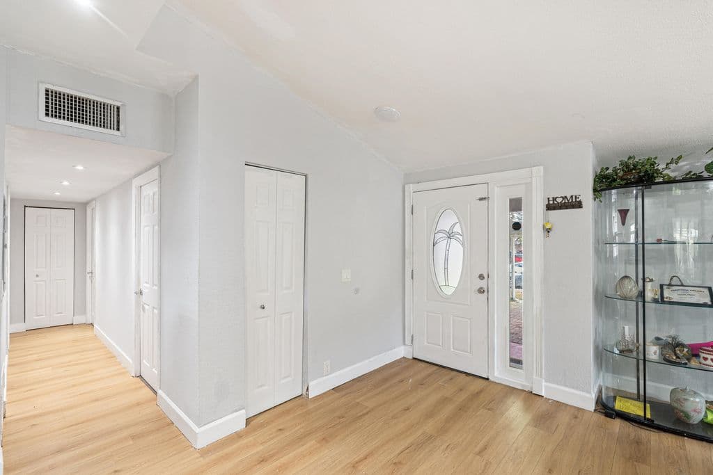 3+1 Müstakil ev — 3872 Mackinac Road