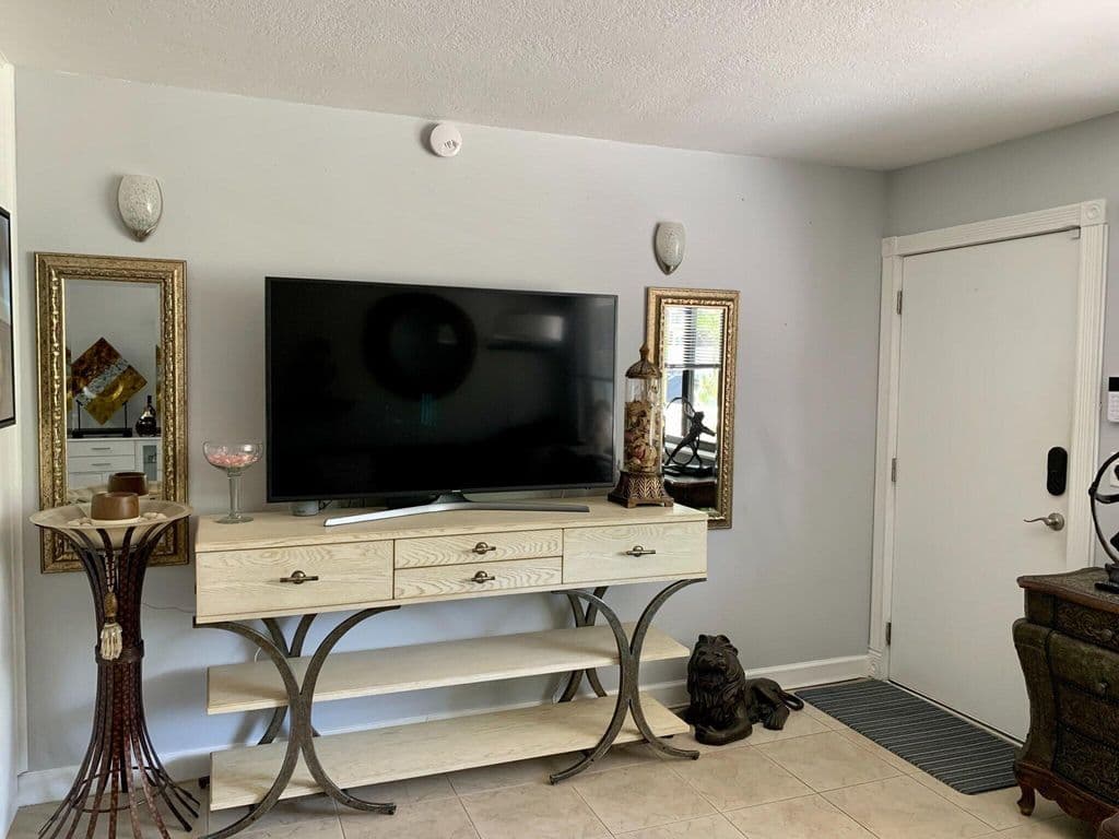 1+1 Condo — 1901 N ANDREWS Avenue #111