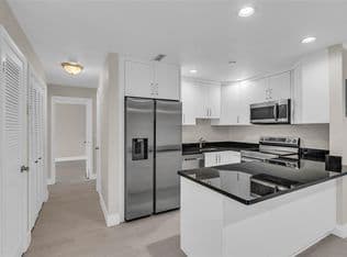 2-bedroom Condo — 6319 Bay Club Drive #1, Fort Lauderdale, 33308